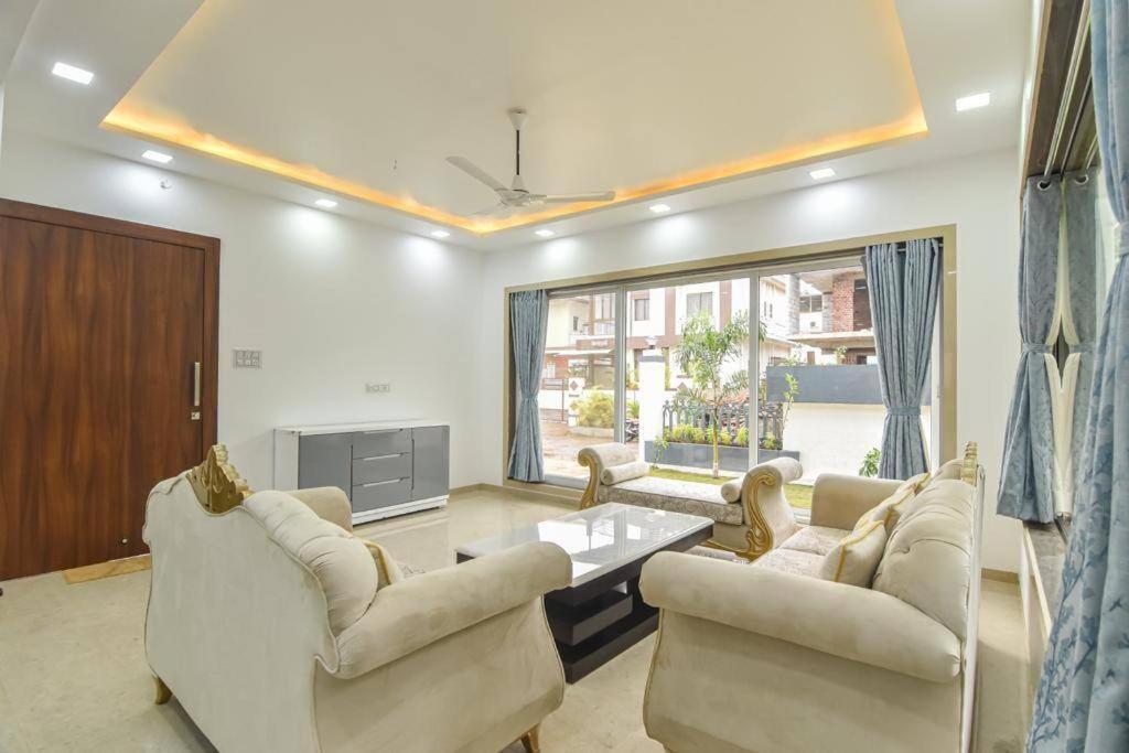 Royal Paradise Villa Lonavala Eksteriør billede