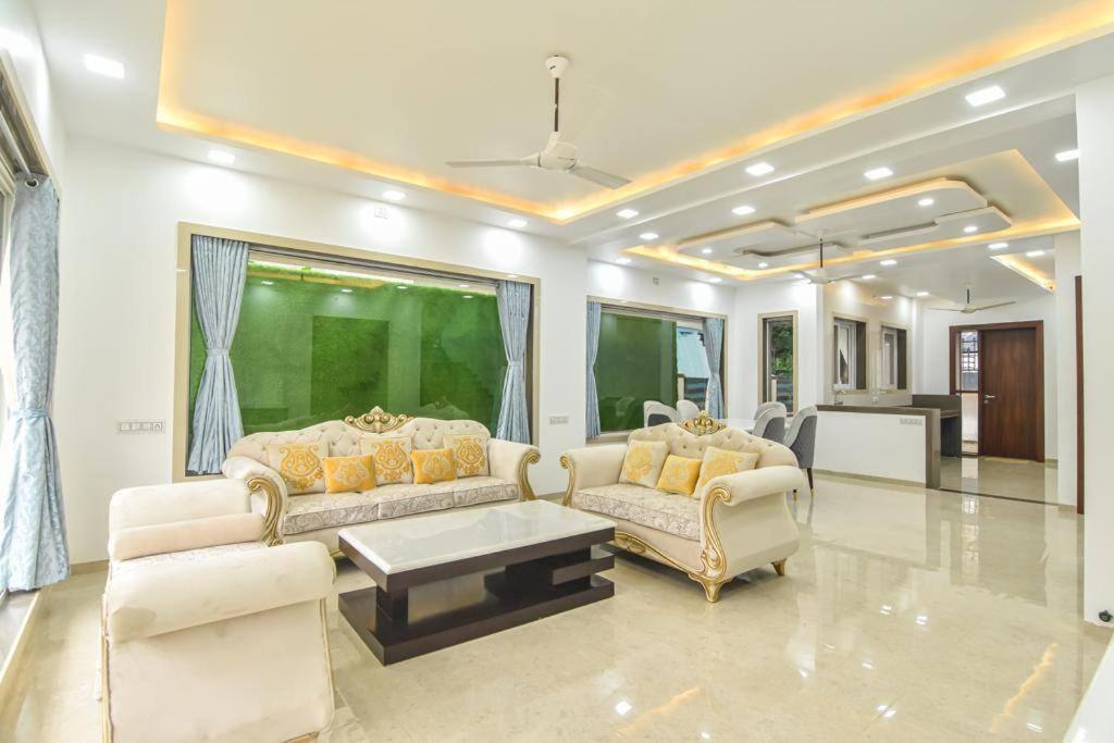Royal Paradise Villa Lonavala Eksteriør billede