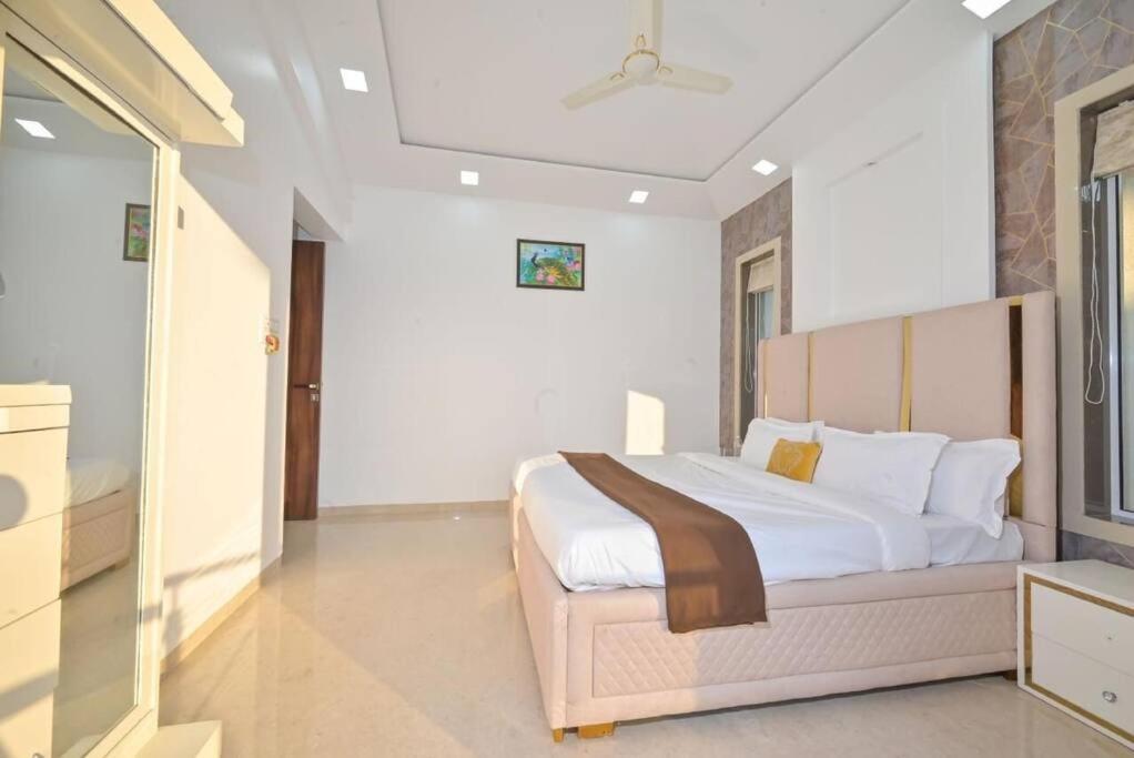 Royal Paradise Villa Lonavala Eksteriør billede