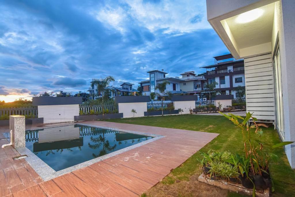 Royal Paradise Villa Lonavala Eksteriør billede